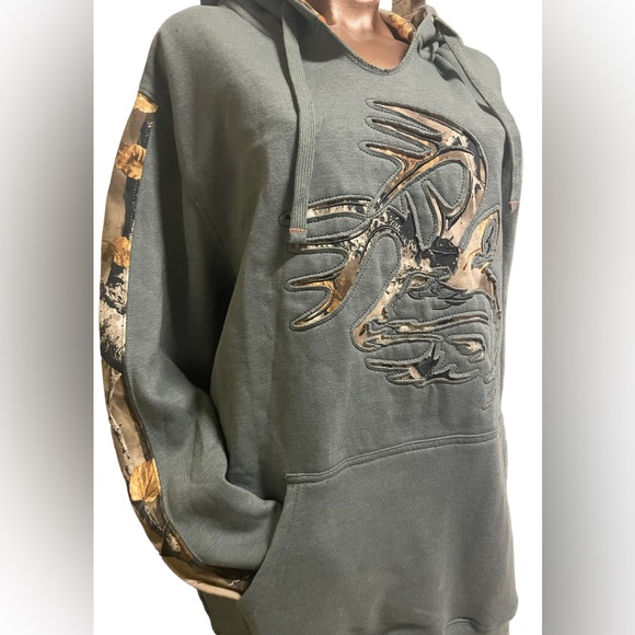 Legendary Whitetails Hoodie - Picture 5 of 12
